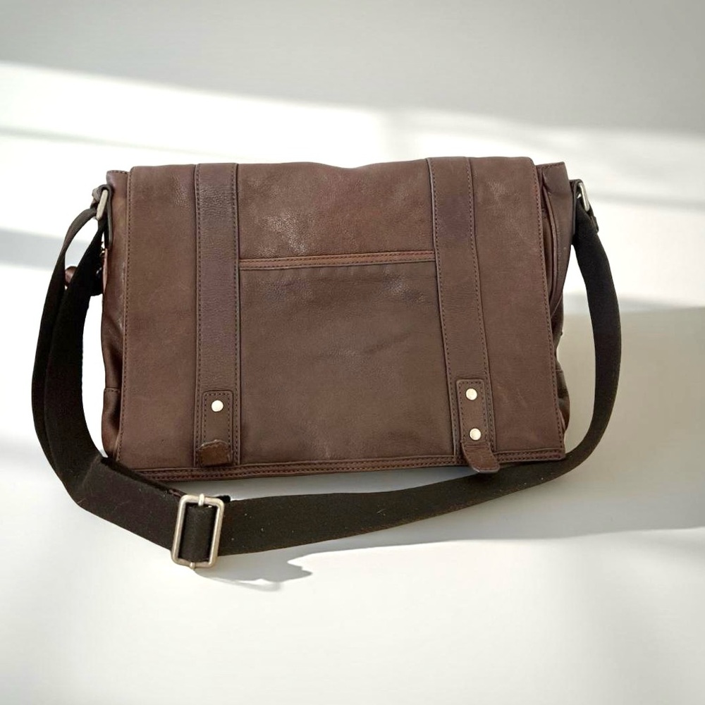 Vintage fossil leather messenger bag